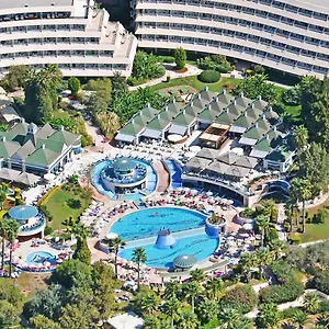 Курортный комплекс The Grand Blue Sky International